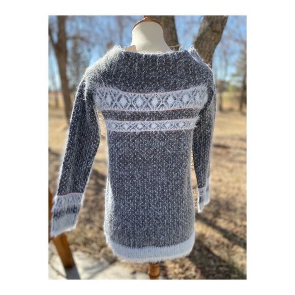 Sleeping on Snow Slouchy Off Shoulder Sweater Wool Blend Fuzzy NWT Sz S Grey - Picture 10 of 16